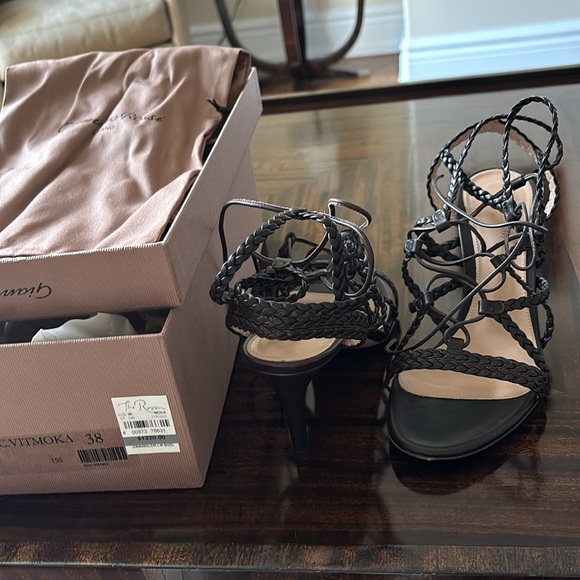 Gianvito Rossi beaded brown leather wrap sandals. - Picture 2 of 6